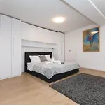 Apartament Finest Ii
