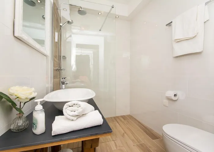 Finest Ii アパート *