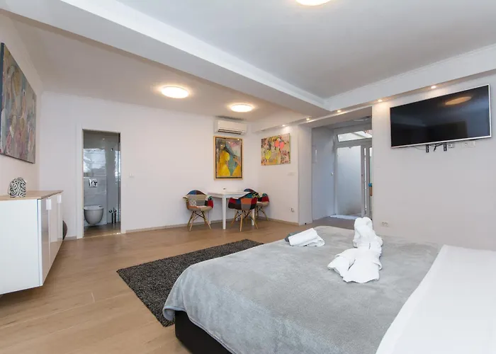 Finest Ii Ντουμπρόβνικ