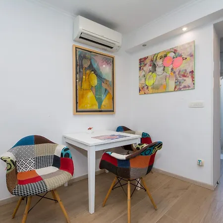 Finest Ii Apartman *